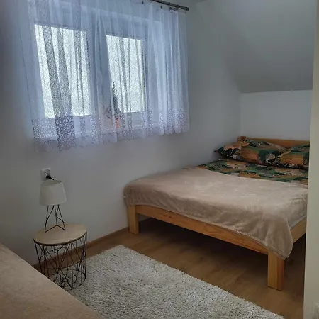 Na Groniku Apartment